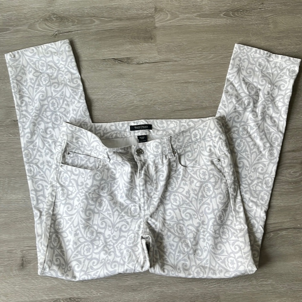 White House black market white jeans